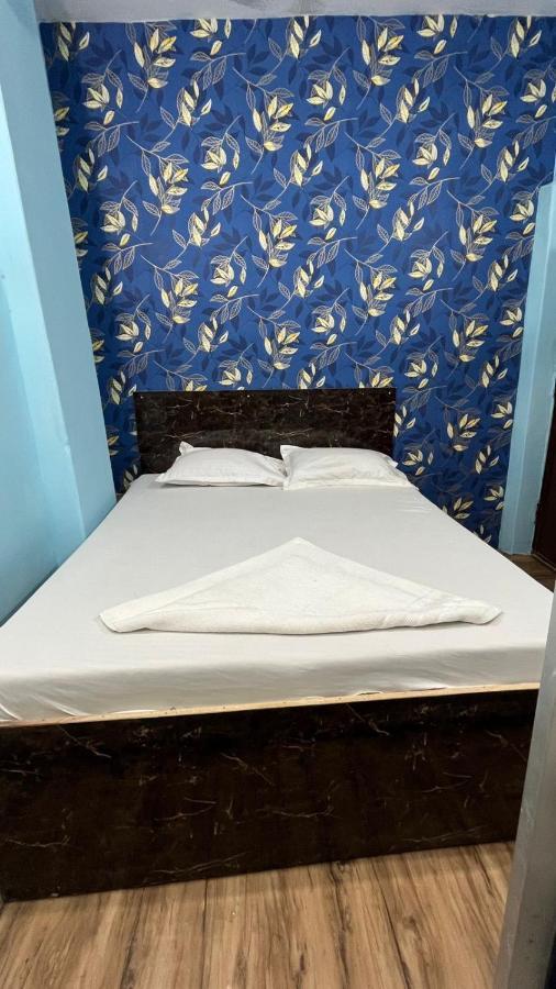 Krishna P. Guest House Waranasi Zewnętrze zdjęcie