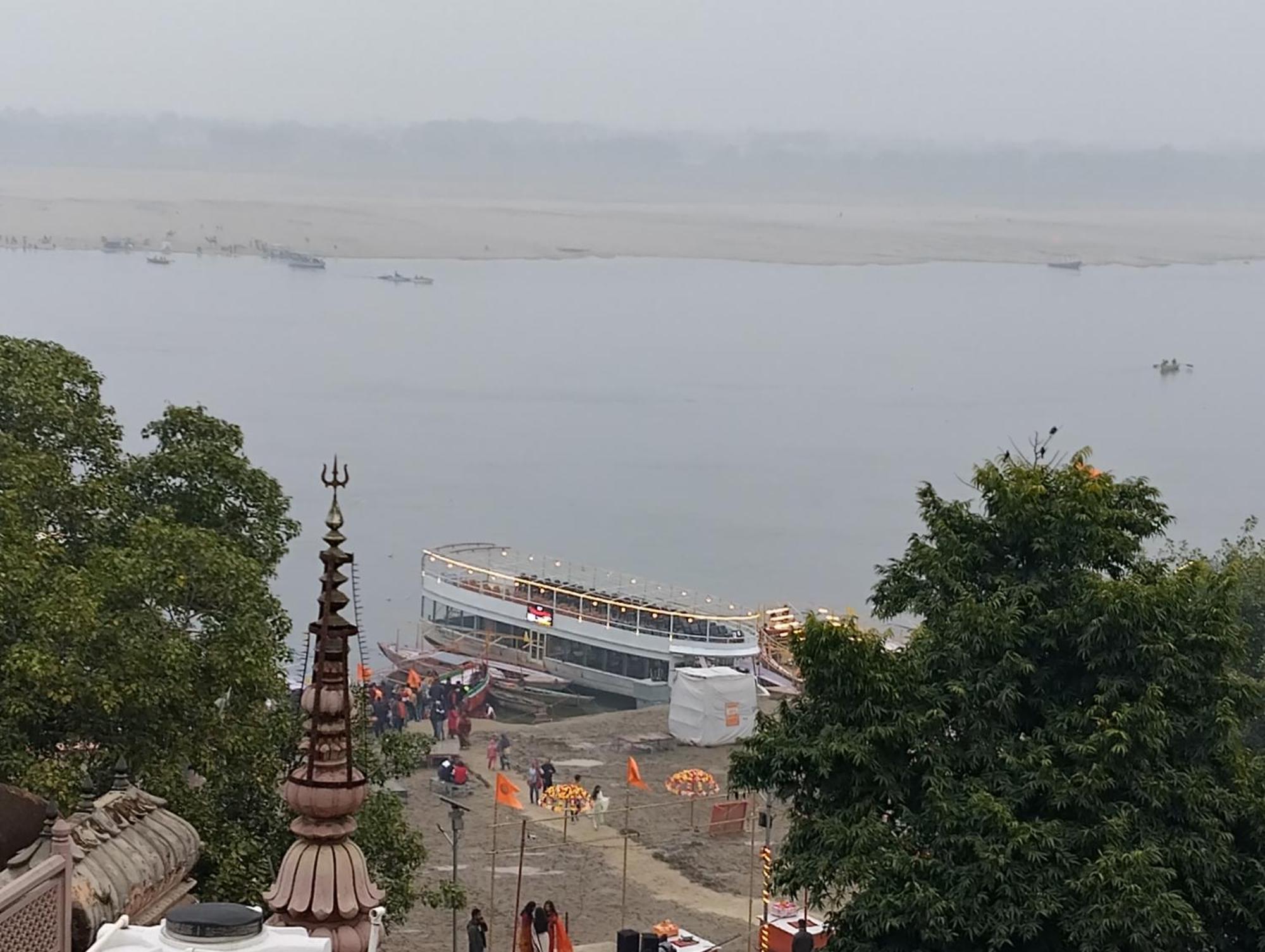 Krishna P. Guest House Waranasi Zewnętrze zdjęcie